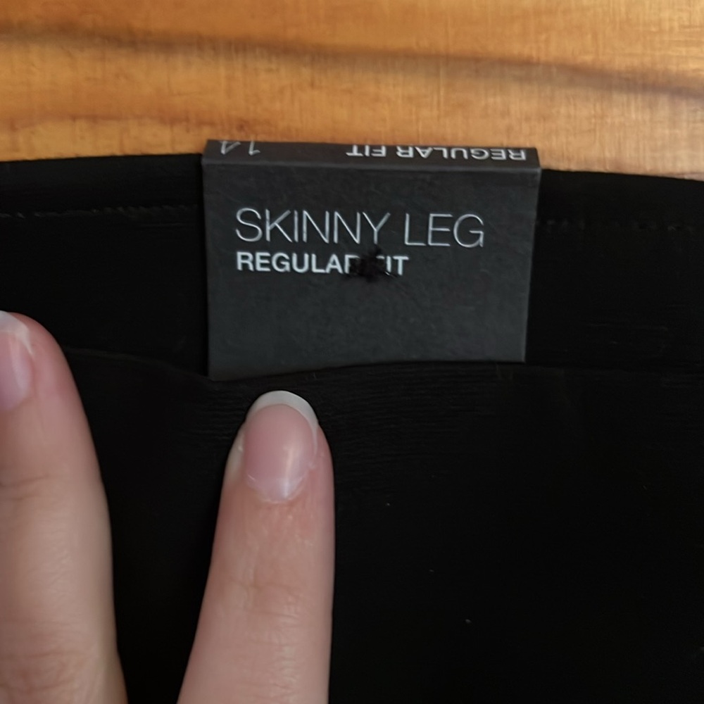 NWT INC Skinny Leg Regular Fit Leggings - Picture 4 of 6